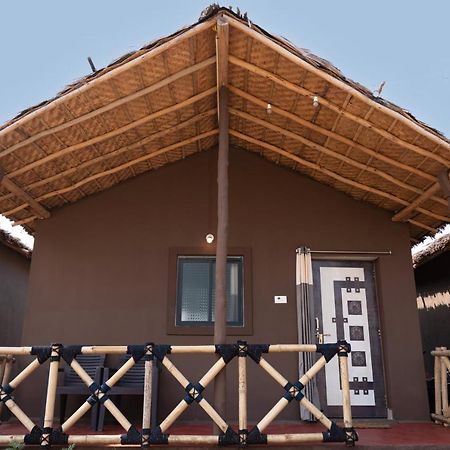 Hippie Land Hampi Hotel ภายนอก รูปภาพ