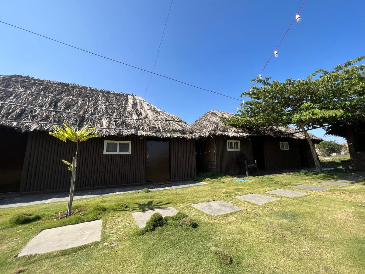 Hippie Land Hampi Hotel ภายนอก รูปภาพ