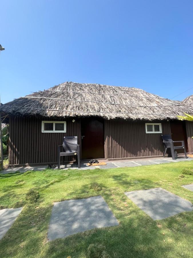 Hippie Land Hampi Hotel ภายนอก รูปภาพ