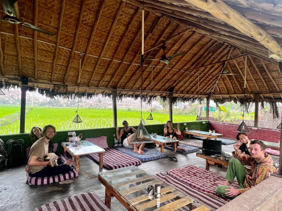 Hippie Land Hampi Hotel ภายนอก รูปภาพ