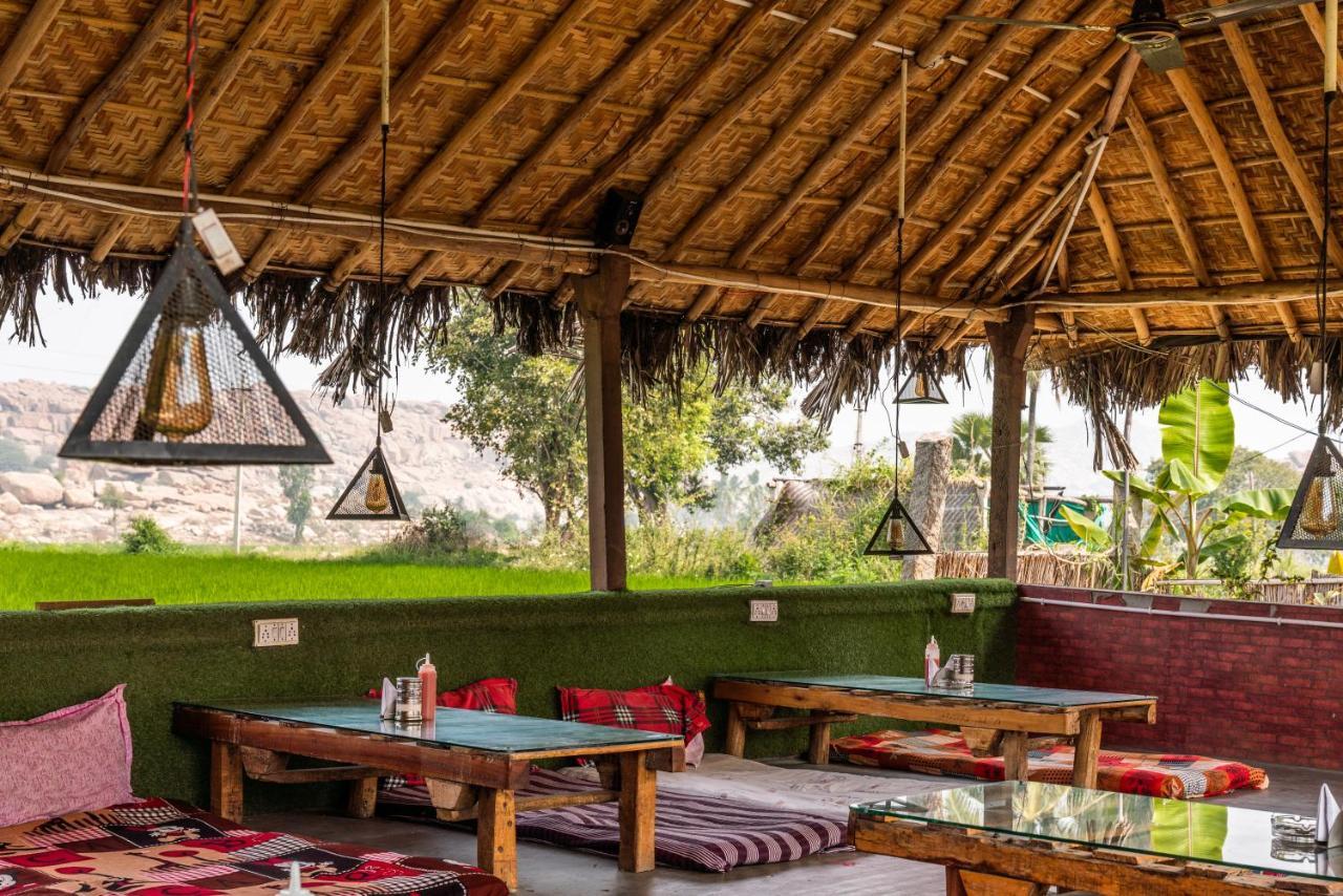 Hippie Land Hampi Hotel ภายนอก รูปภาพ