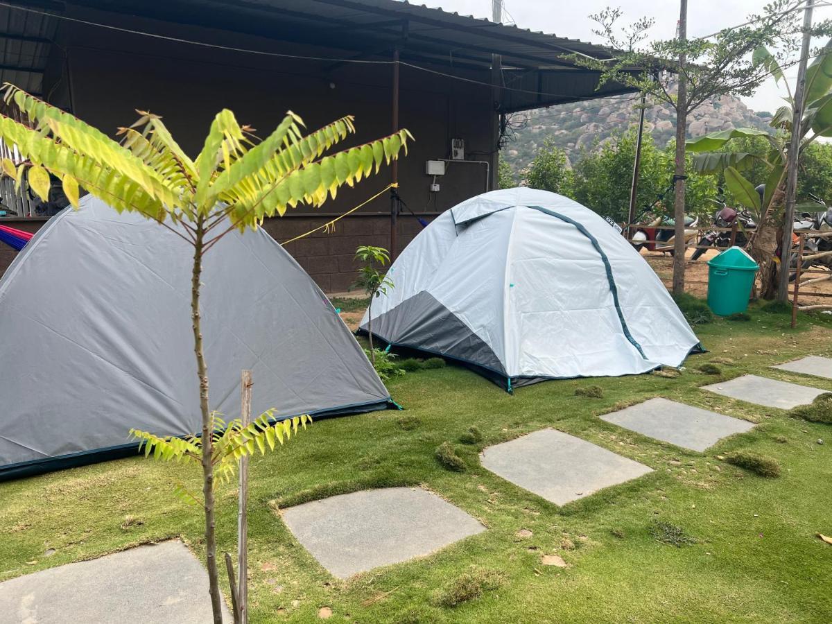 Hippie Land Hampi Hotel ภายนอก รูปภาพ
